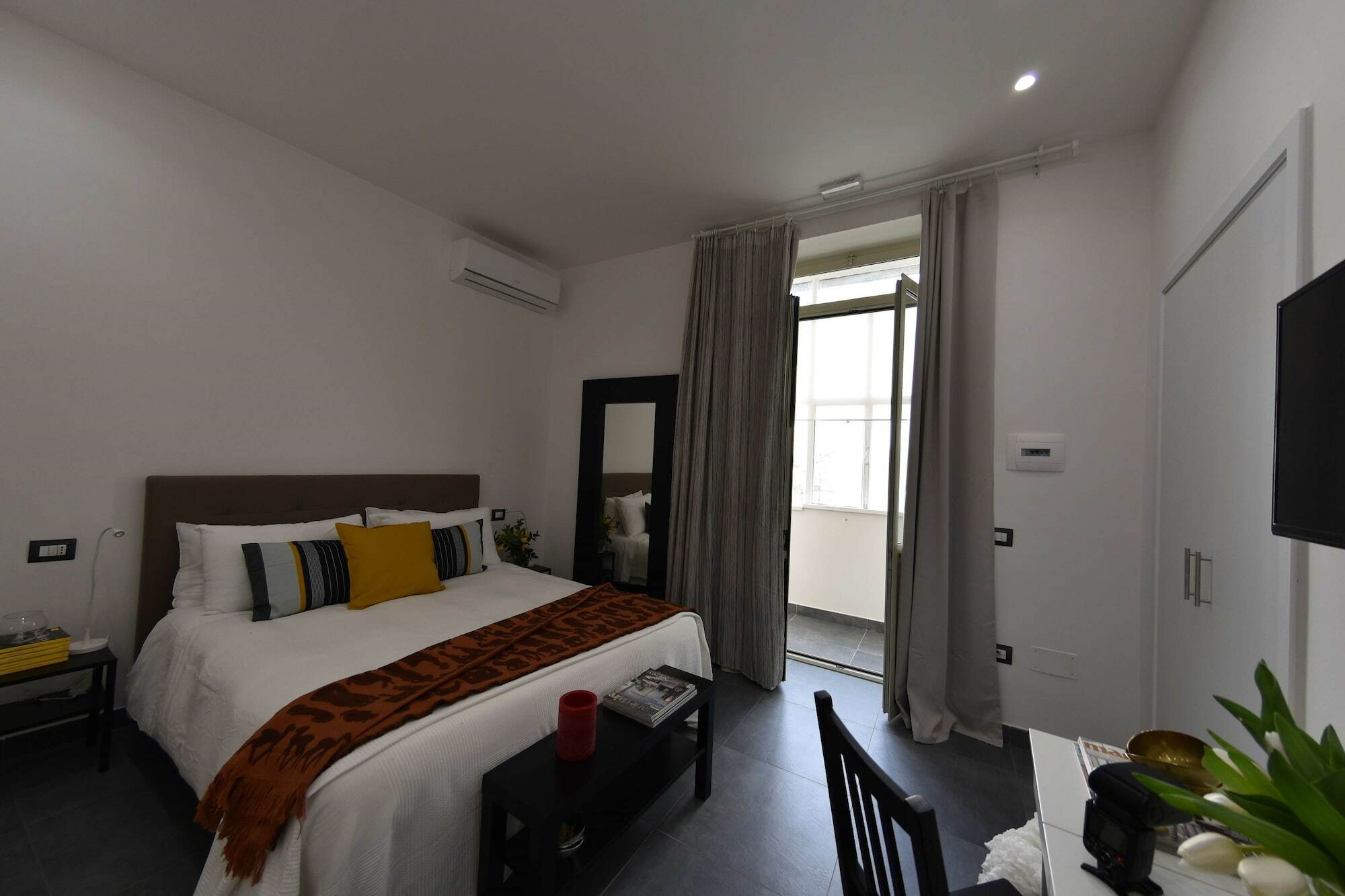 Palummelle Bed & Breakfast เนเปิลส์ ภายนอก รูปภาพ
